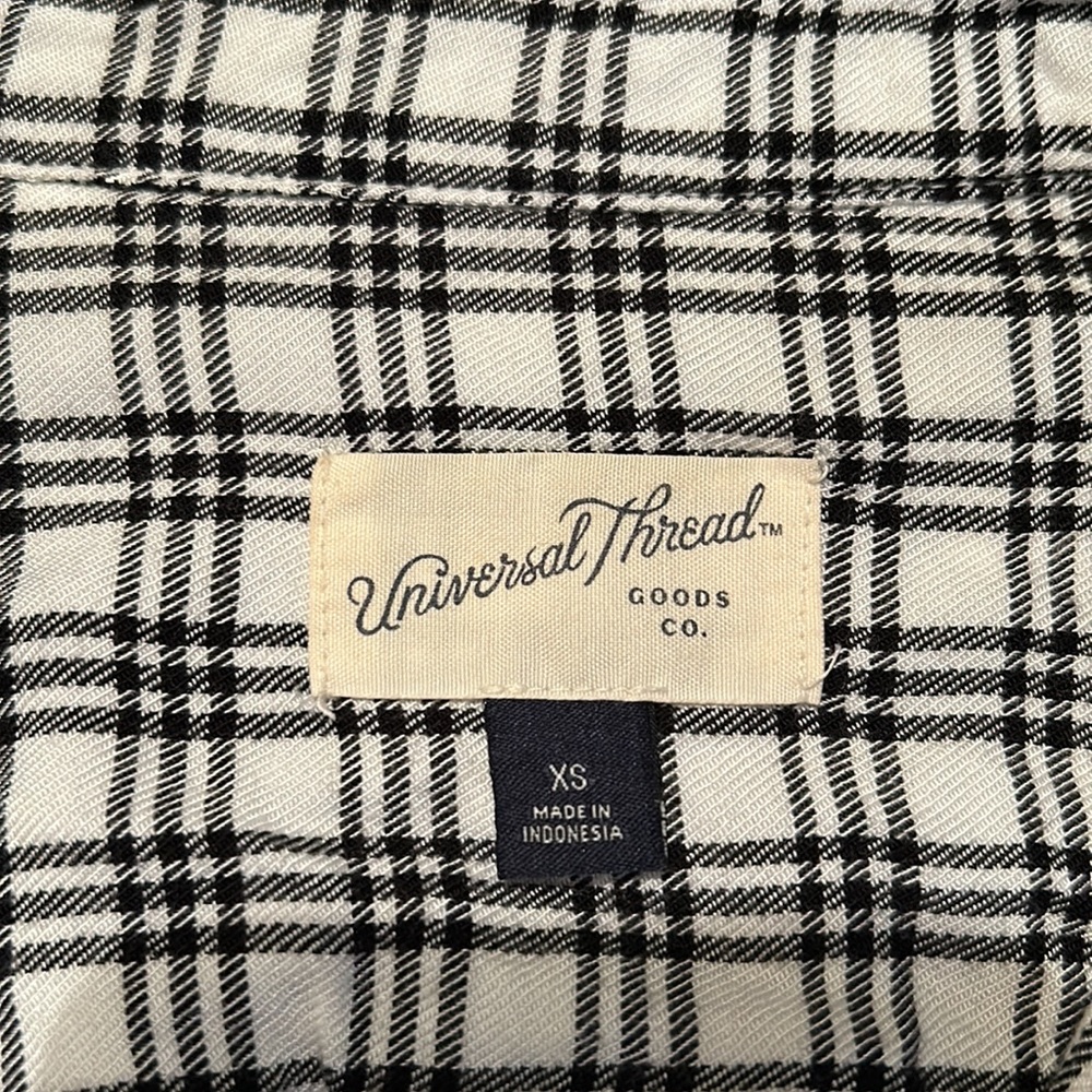 Universal Thread Top - Picture 3 of 9